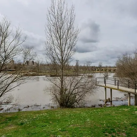 San Nicolás Parking Gratuito * Salamanca